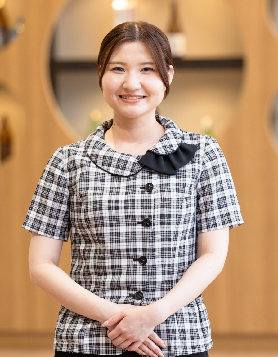 酒泉の杜事業部 企画広報課  千里内 詩音